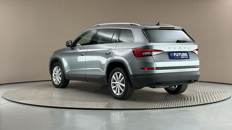 Škoda Kodiaq 2.0 TDI DSG 4x4 Style - fotka 2 z 29