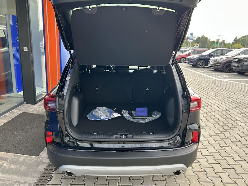 Ford Kuga Top Edition 2.5 PHEV 178kW - fotka 11 z 39