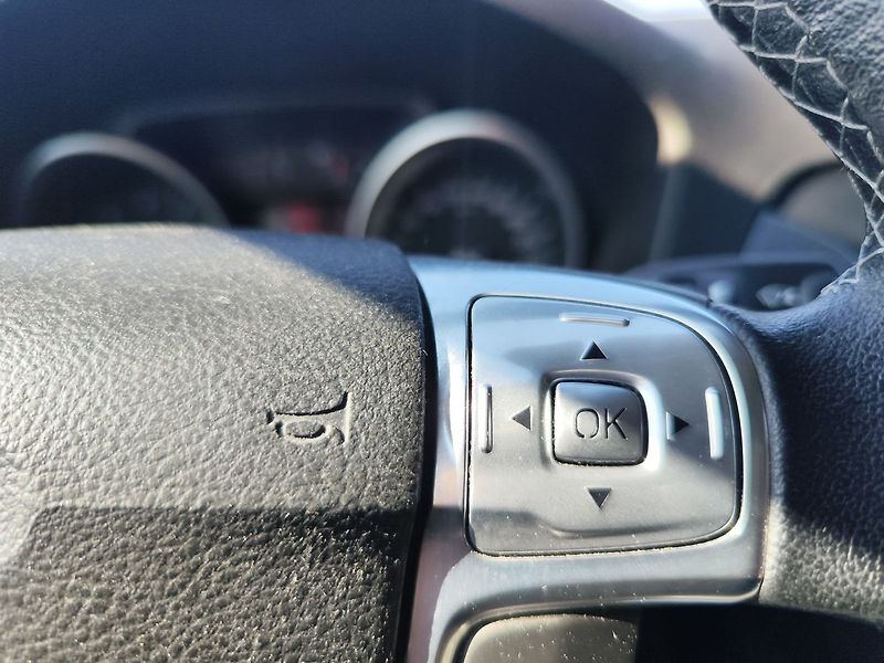 Ford Mondeo 1.6 EcoBoost/118kW ČR 2.Maj. - fotka 19 z 27