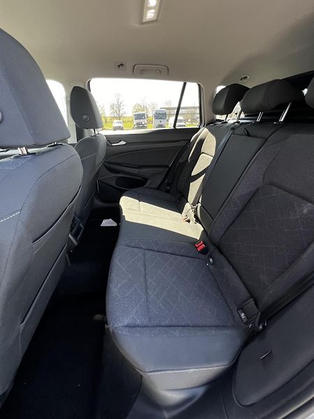Volkswagen Golf 2.0TDI 110kW DSG 1.Maj DPH TZ - fotka 21 z 24