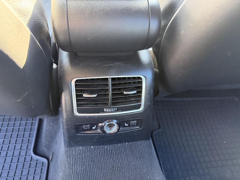 Audi A6 3.0TDI QUATTRO S-line - fotka 13 z 24