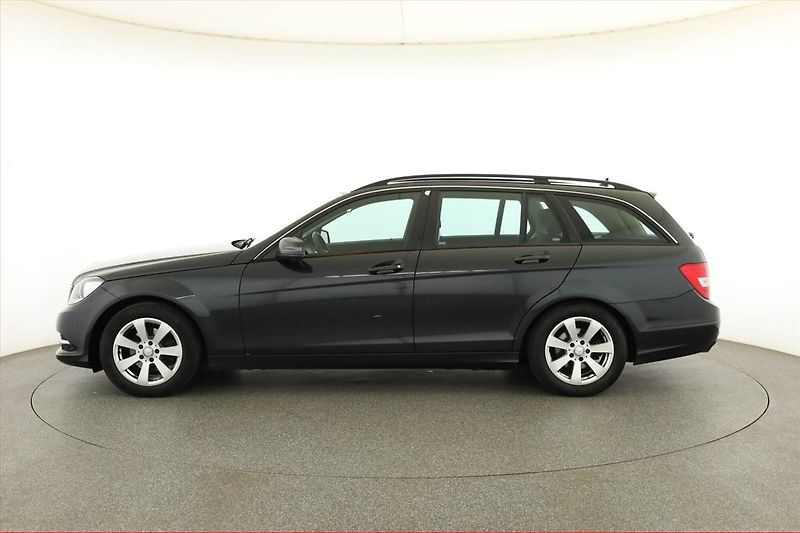 Mercedes-Benz Třídy C (2012) C 200 CDI, Automat, Xenony - fotka 3 z 19