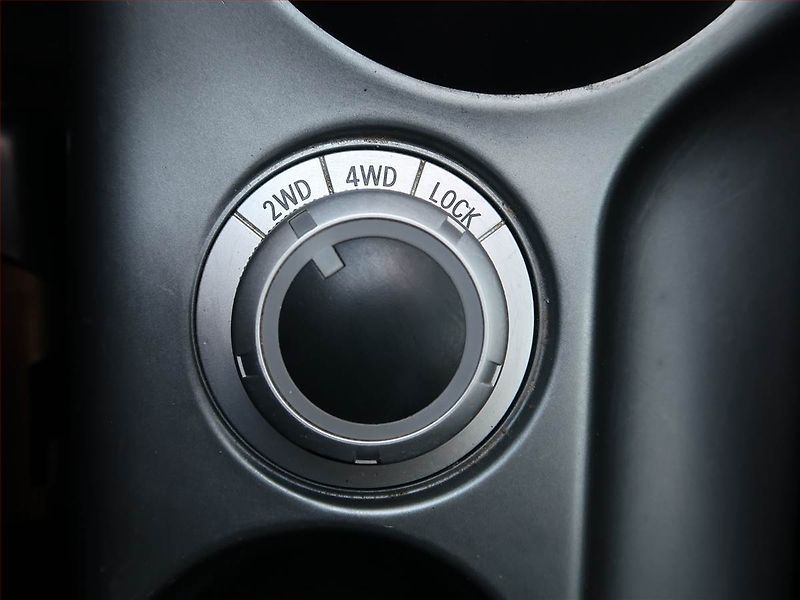 Mitsubishi Outlander (2010) 2.2 DI-D, 4X4, Automat - fotka 21 z 21