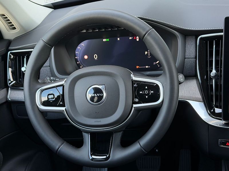 Volvo XC90 (2026) PLUS B5, ventilace, kamera 360 - fotka 22 z 23
