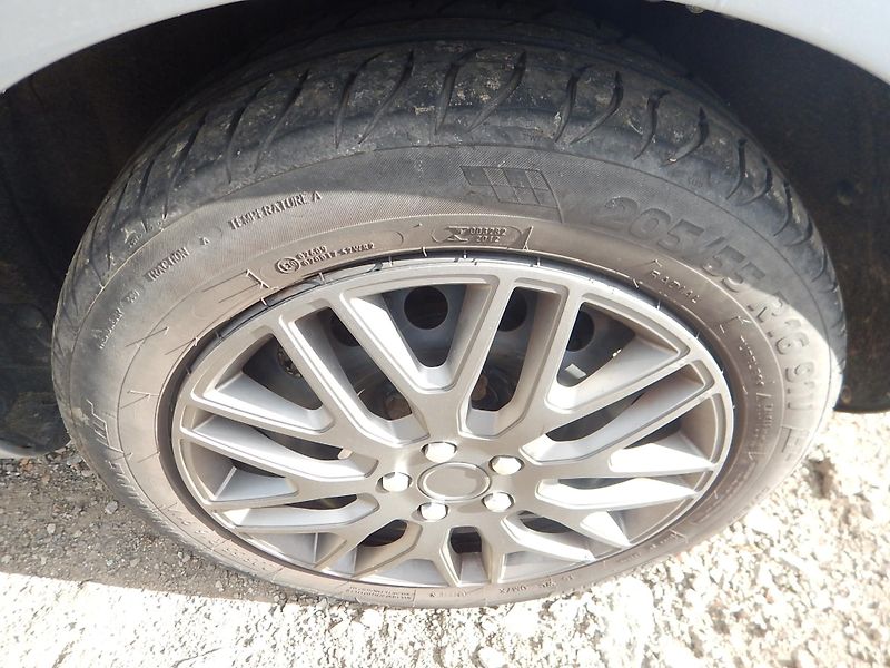 Fiat Bravo 1.4 T-Jet, 88 kW, KLIMA - fotka 15 z 25