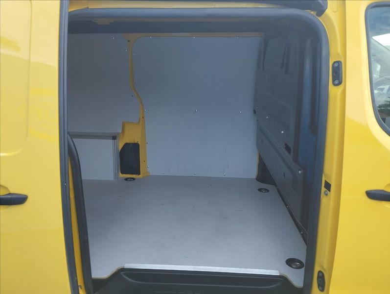 Peugeot Expert 1,5 HDi 75KW - fotka 11 z 11