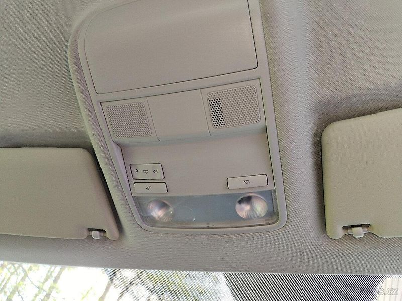 Škoda Yeti (2014) 1.6 TDI- ACTIVE - DSG-WEBASTO - fotka 17 z 17