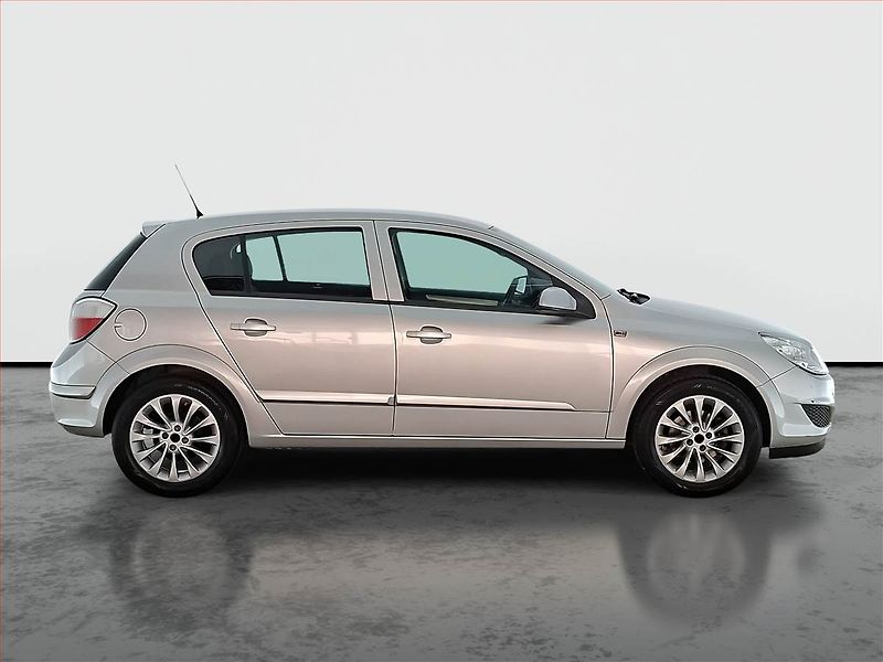 Opel Astra (2007) 1.4 16V, Automat - fotka 6 z 16