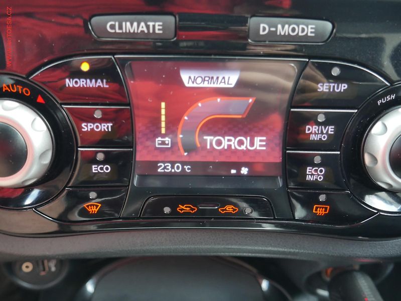 Nissan Juke (2017) 1.6i, ČR, AT - fotka 15 z 22