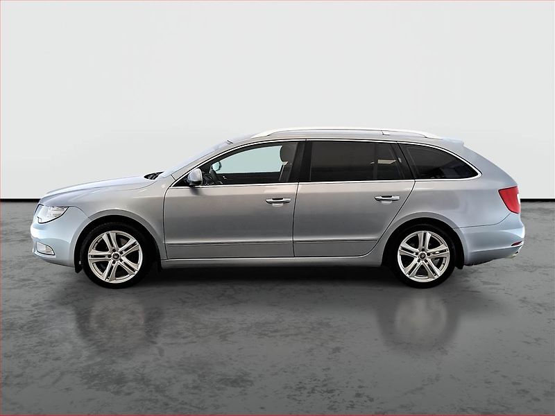 Škoda Superb (2012) 2.0 TDI, Serv.kniha, Xenony - fotka 3 z 24
