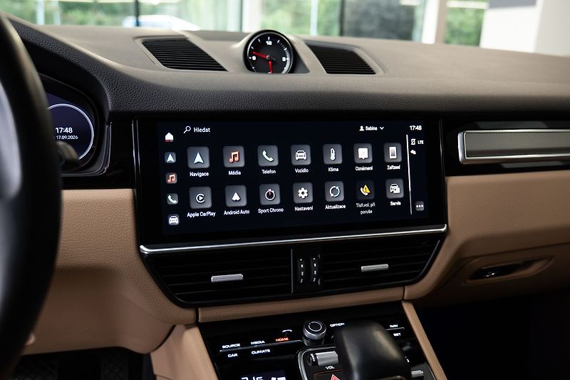 Porsche Cayenne Platinum Edition/Záruka/Bose - fotka 14 z 27