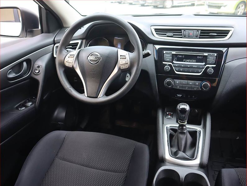 Nissan Qashqai (2014) 1.2 DIG-T, Serv.kniha - fotka 7 z 17