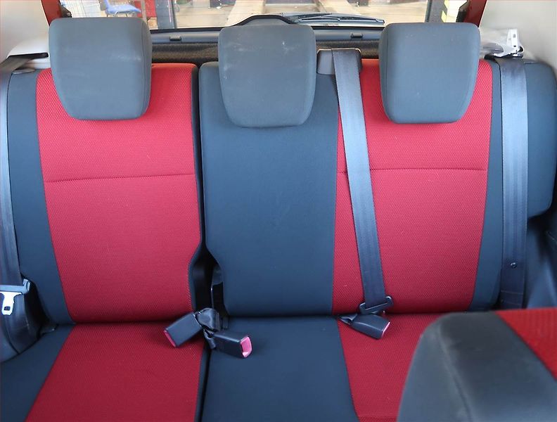 Suzuki Swift (2007) 1.3 i, Serv.kniha, po STK - fotka 10 z 16