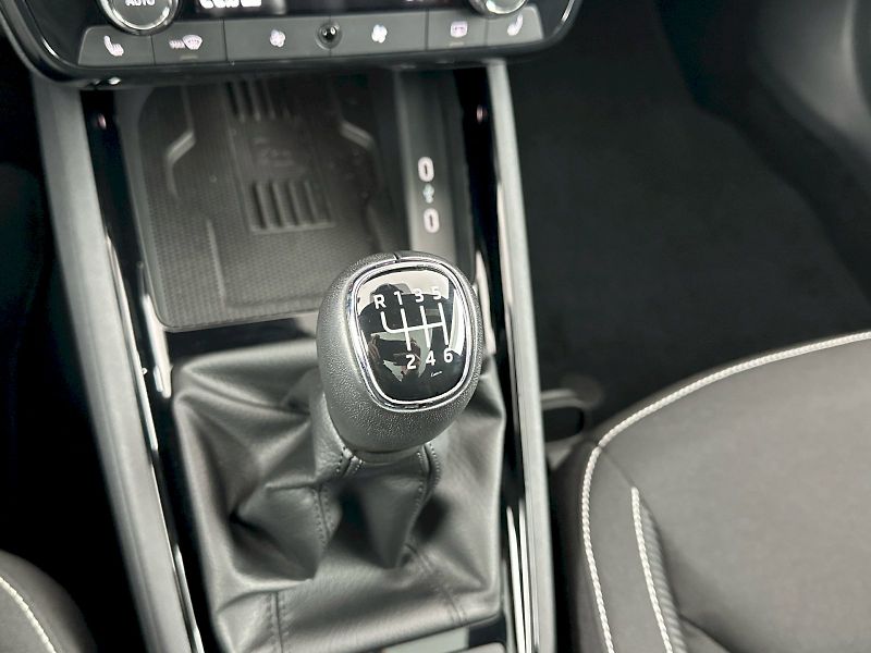 Škoda Kamiq (2025) 1.0TSI 85kW Monte Carlo - fotka 24 z 33