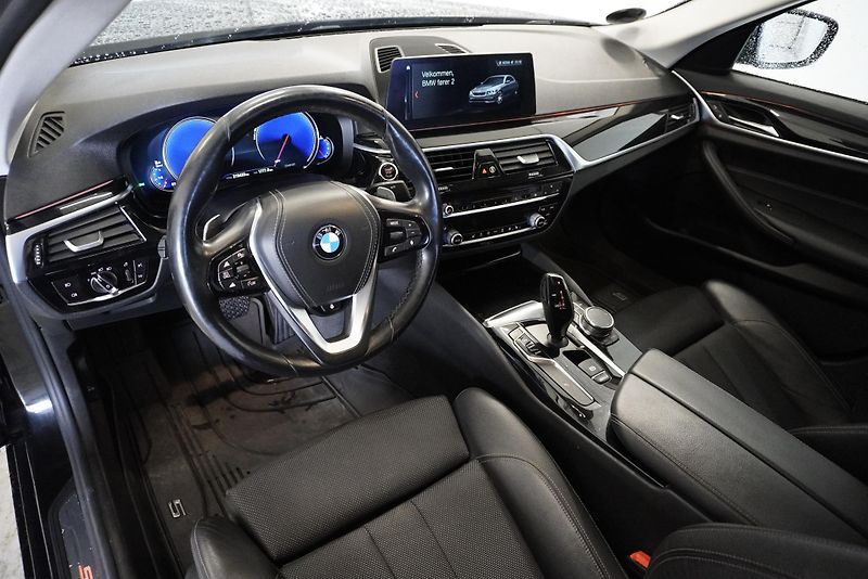 BMW Řada 5 530D 195 kW SPORTLINE AUTOMAT - fotka 15 z 30