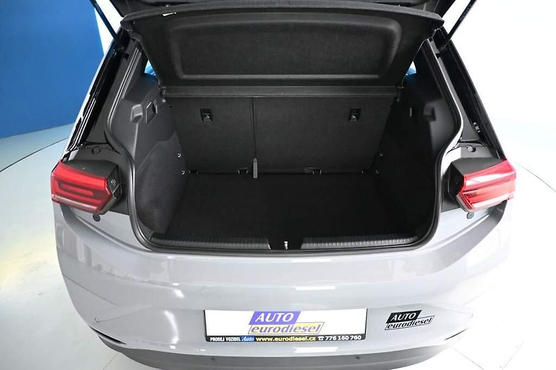 Volkswagen ID.3 (2021) Pure Performance LED Elektro - fotka 8 z 30