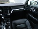Volvo V60 (2019) D3 2.0, Kůže, Navi, Tempomat - náhled 8