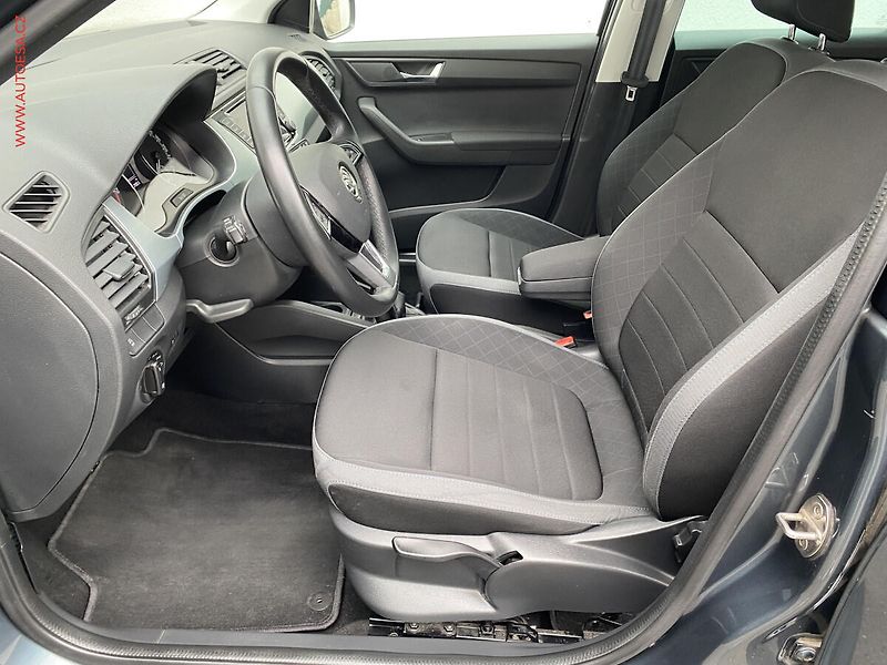 Škoda Fabia (2019) 1.0 TSi, Ambition, navi - fotka 9 z 18
