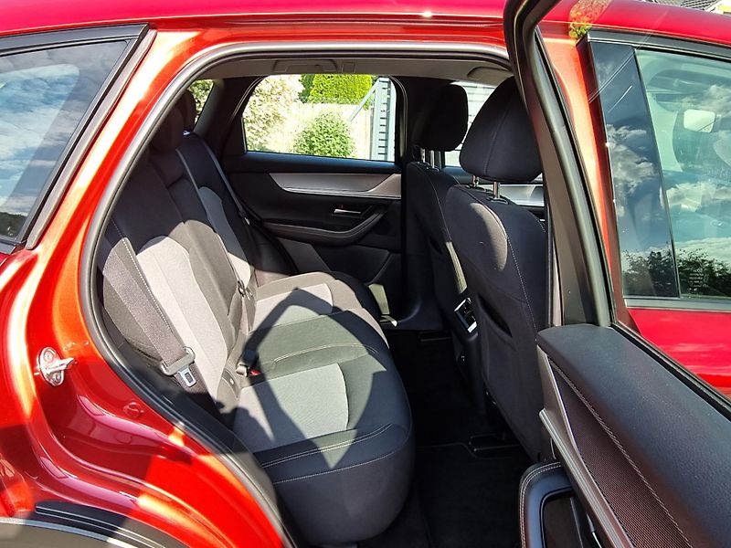 Mazda CX-60 (2022) 2.5 PHEV,EXCLUSIVE LINE,MATRIX - fotka 24 z 47