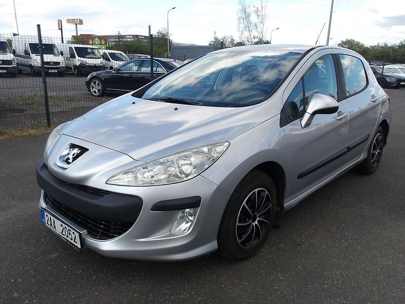 Peugeot 308 1,6i NAJ.170000km !!! - fotka 1 z 27