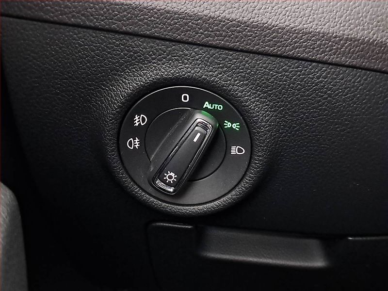 Škoda Superb (2021) Ambition 2.0 TSI - fotka 18 z 19
