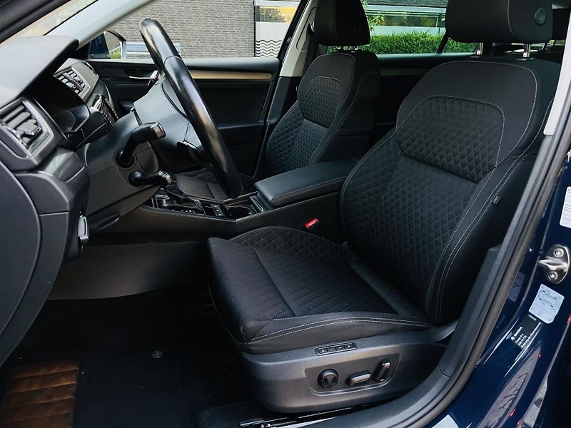 Škoda Superb 2.0TDI DSG TAŽNÉ NEZÁVISLE TOP - fotka 31 z 53