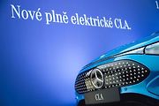 Mercedes-Benz letos odstartoval novou éru jako globální partner ženského tenisu (WTA). Své ambice v tomto sportu nyní potvrzuje i v České republice, kde v rámci ostravského turnaje představuje dvě klíčové novinky: novou generaci modelů GLB a GLC.