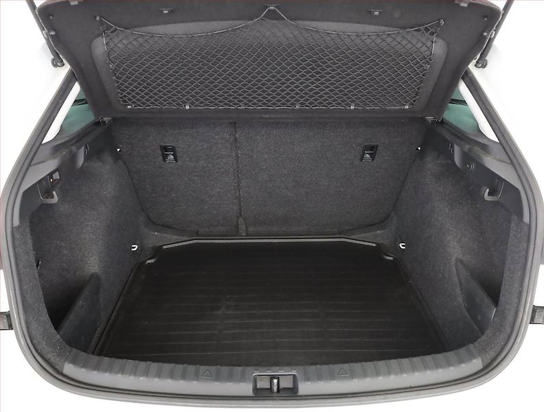 Škoda Scala (2019) Style 1.0 TSI, Serv.kniha - fotka 20 z 20