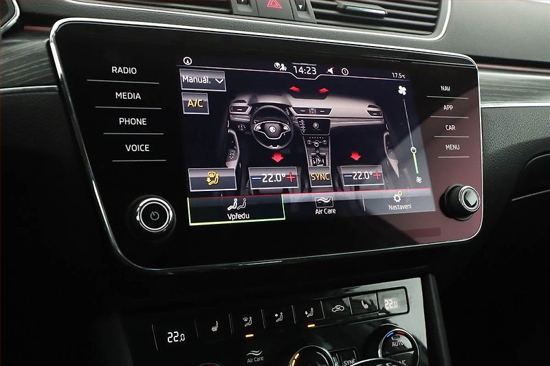 Škoda Superb (2022) Style 2.0 TDI, Automat, Kůže - fotka 15 z 21