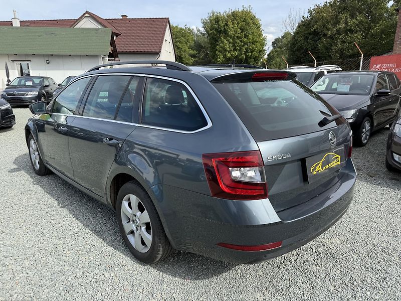 Škoda Octavia 1.6 TDI DSG STYLE - fotka 4 z 13