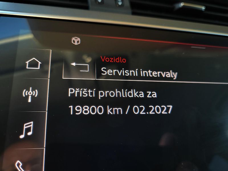 Audi e-tron 55 Quattro 300kW ČR 1.majitel - fotka 48 z 50