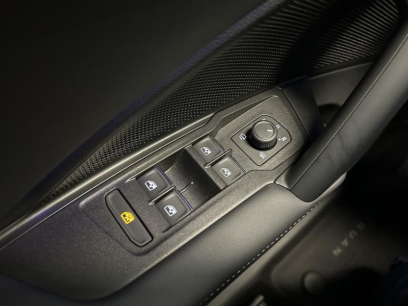 Volkswagen Tiguan (2025) 2.0TDi DSG Matrix REZERVACE - fotka 27 z 51