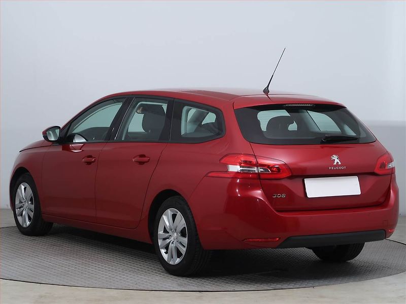 Peugeot 308 (2015) 1.2 e-THP, Tempomat - fotka 4 z 14