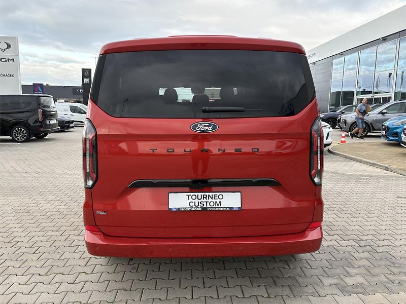 Ford Tourneo Custom (2026) Titanium X L1, Tourneo, 2.5 Du - fotka 4 z 19