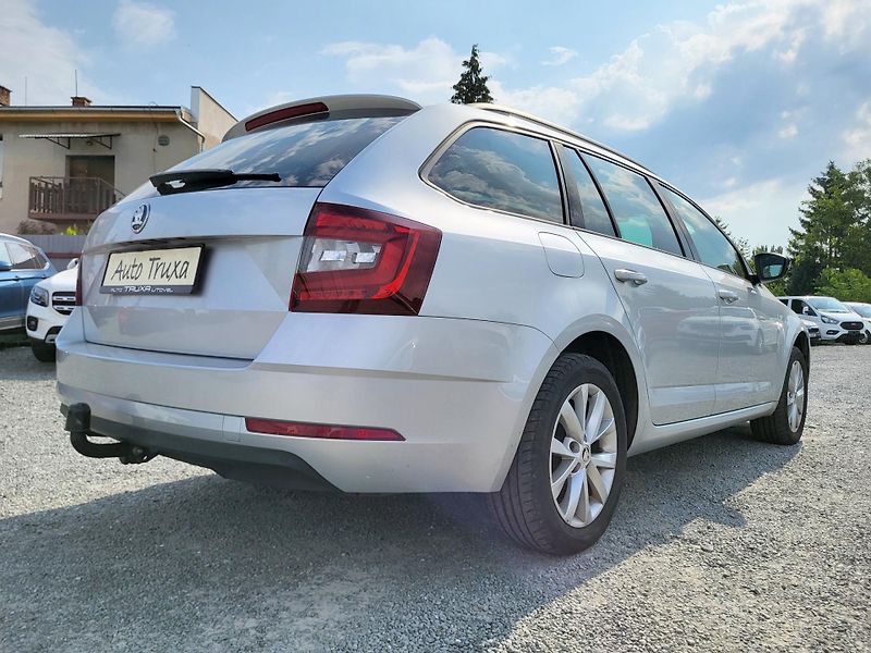 Škoda Octavia III FL combi 1.6 TDi STYLE+ - fotka 37 z 49
