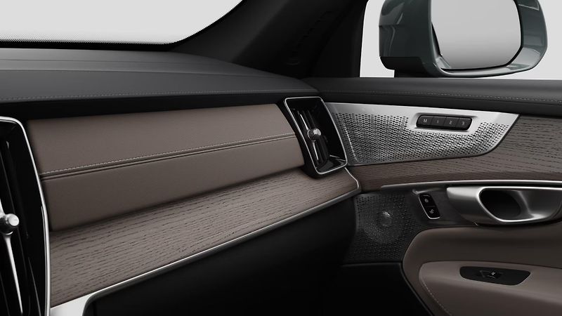 Volvo XC90 (2026) T8 AWD RECHARGE BRIGHT ULTRA - fotka 11 z 12