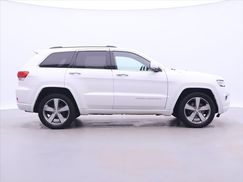 Jeep Grand Cherokee 3,0 CRD V6 184kW OverLand 4WD - fotka 8 z 34