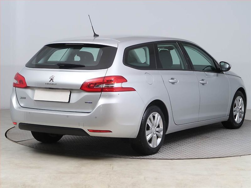 Peugeot 308 (2016) Active 1.6 BlueHDi, Serv.kniha - fotka 5 z 14