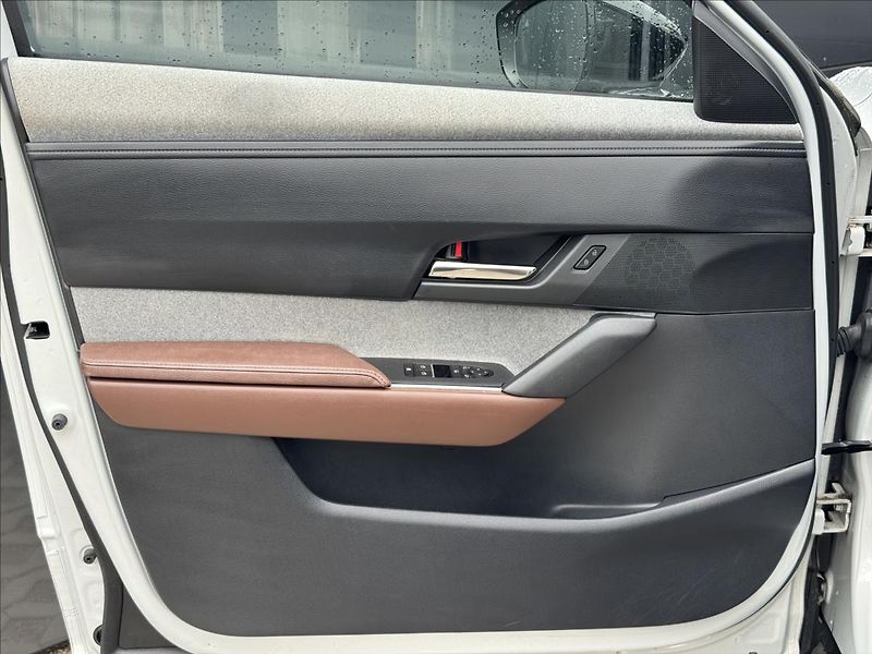 Mazda MX-30 e-Skyactiv Drive SOH 95% - fotka 25 z 28