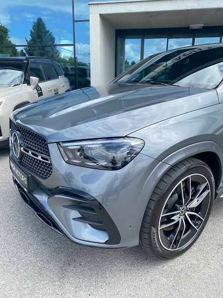 Mercedes-Benz GLE 4M AMG Airmatic Coupe - fotka 6 z 19
