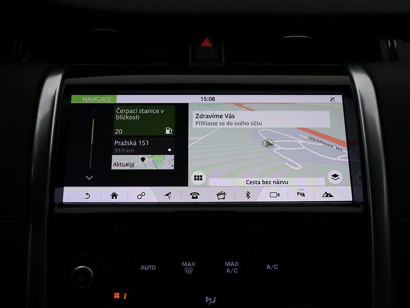 Land Rover Discovery Sport 2,0 D 110kW 4WD CZ 1Maj - fotka 21 z 31