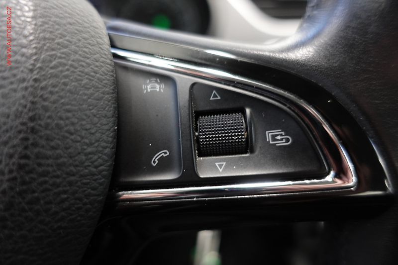 Škoda Octavia (2015) 1.4 TSi, 1.maj,ČR, Fresh, DSG - fotka 17 z 24