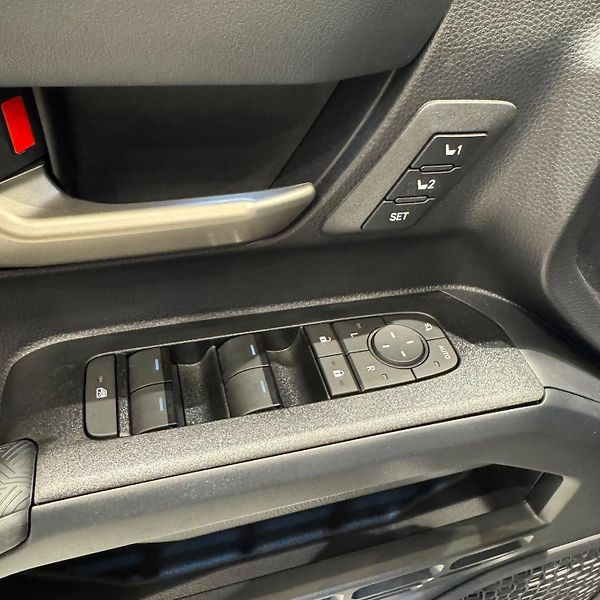 Toyota 4Runner (2026) 2.4 i-FORCE MAX Hybrid - fotka 17 z 31