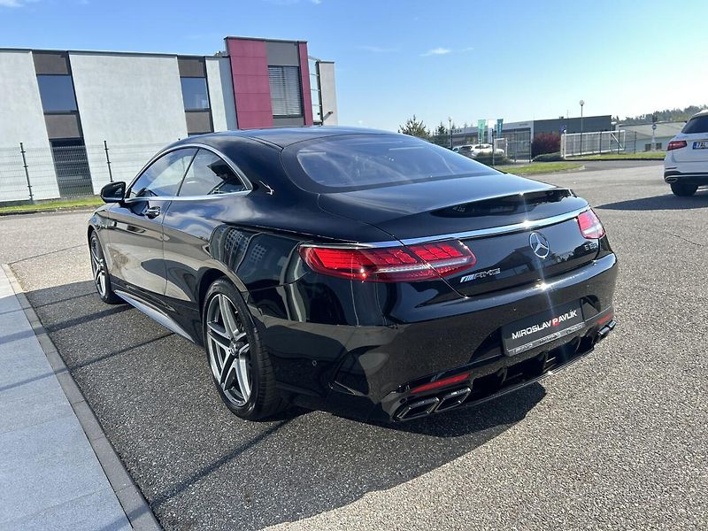 Mercedes-Benz Třídy S S 63 AMG 4MATIC+ Coupe - fotka 7 z 35