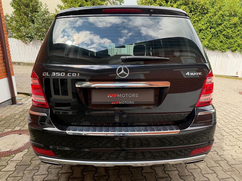 Mercedes-Benz GL 350CDi-4M-AMG-AIRMATIC-TOP STA - fotka 5 z 34