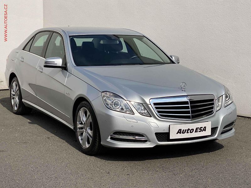 Mercedes-Benz Třídy E (2011) 2.2 CDi E200, Avantgarde - fotografie inzerátu
