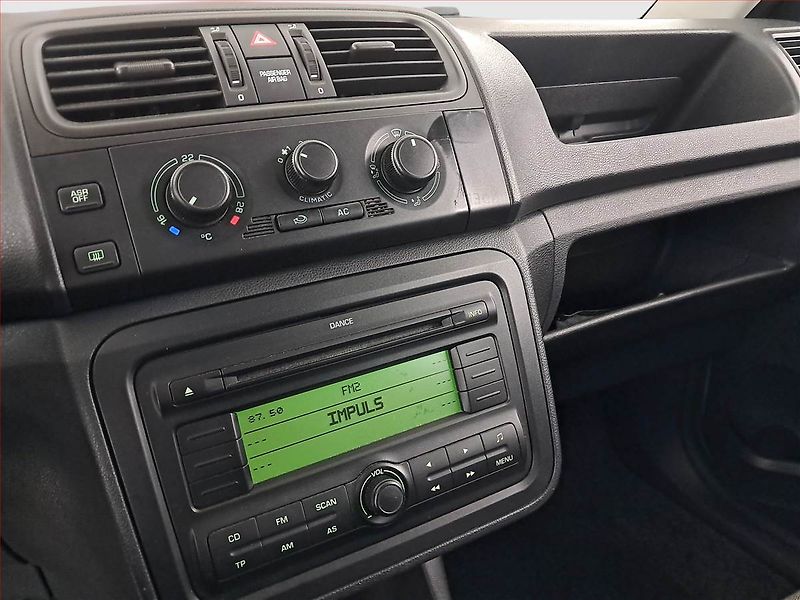 Škoda Fabia (2010) 1.2 12V, nová STK, Tažné - fotka 12 z 18