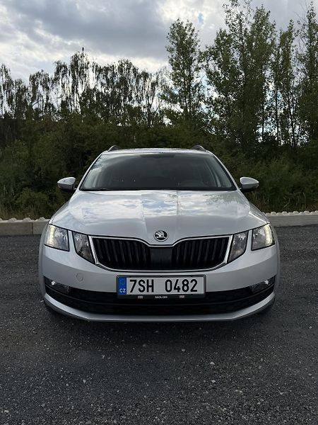 Škoda Octavia (2019) 1. Majitel, Dovoz - fotka 2 z 21