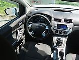 Ford Kuga (2009) 2.0 TDCi, 4X4 - náhled 7