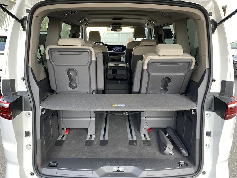 Volkswagen Multivan 2,0 TDI 110 kW Life - fotka 24 z 25